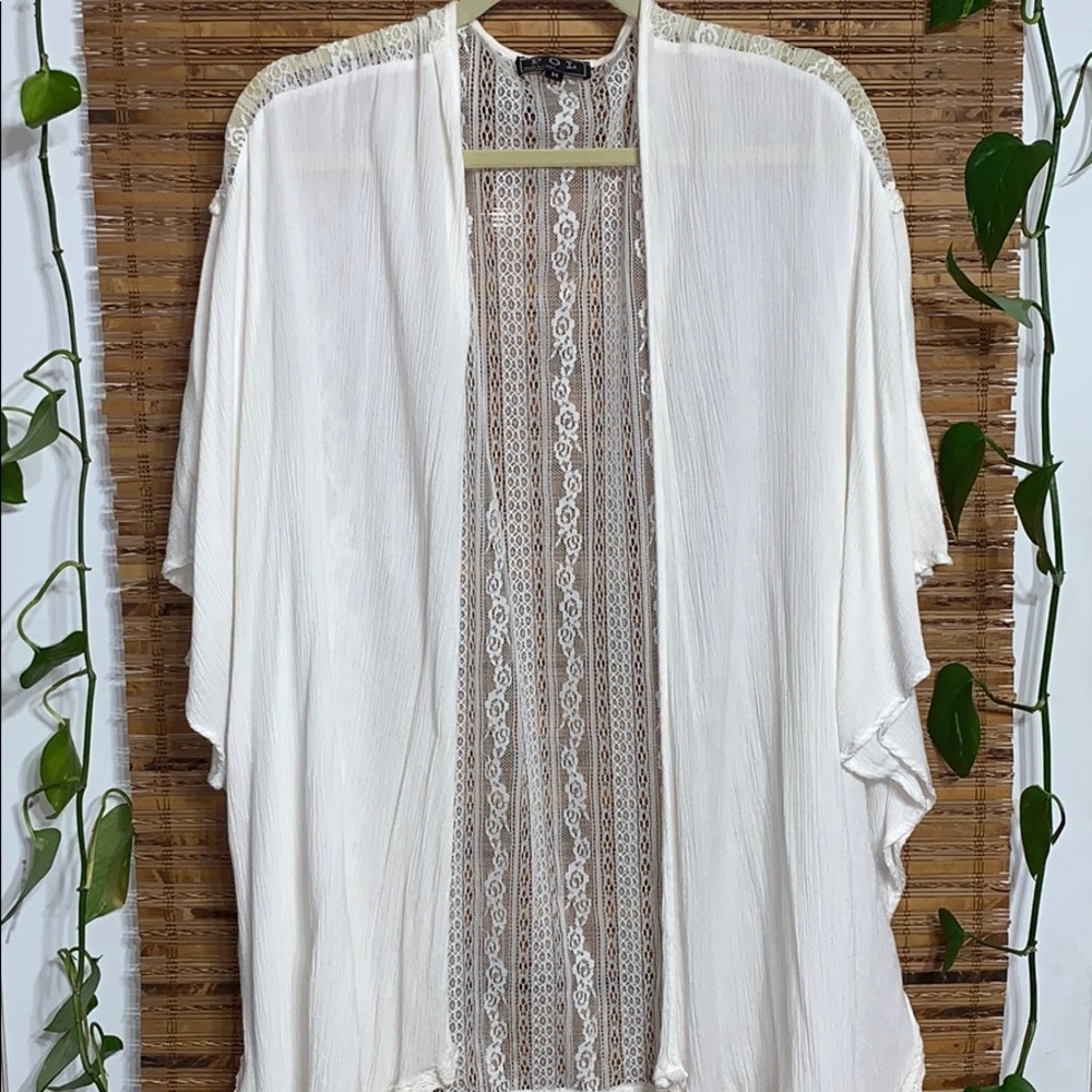 POL Cream Lace-Back Open Front Kimono Cardigan Swim coverup
